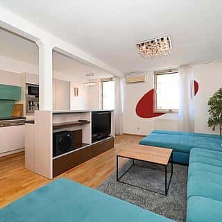Pronájem bytu 5+1 a více 186 m² Praha, Balbínova, Praha