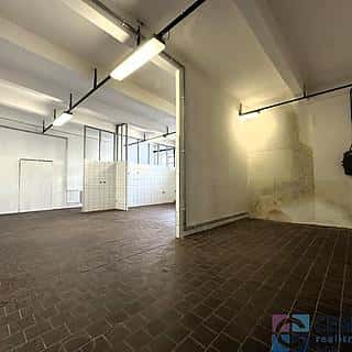 Pronájem skladu 70 m² Liberec, Hanychovská, Liberec