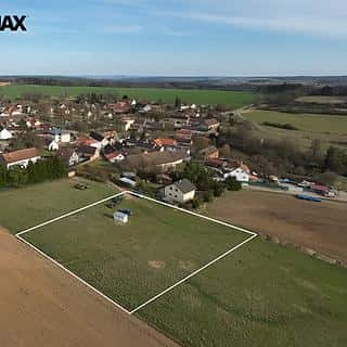 Prodej stavební parcely 2501 m² Čerňovice, Čerňovice, okres Plzeň-město