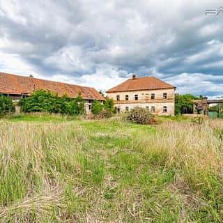 Prodej Ostatních komerčních prostor 3061 m² Vysoký Újezd, Vysoký Újezd, okres Beroun