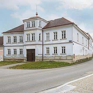 Prodej Ostatních komerčních prostor 1136 m² Nová Bystřice, Husovo nám., Nová Bystřice, okres Jindřichův Hradec