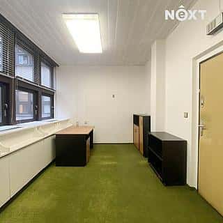 Pronájem kanceláře 16 m² Praha, Na Moráni, Praha