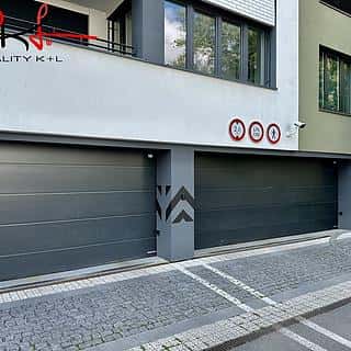 Pronájem garáže 15 m² Praha, U Pergamenky, Praha