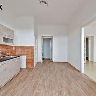 Pronájem bytu 3+1 120 m² Tábor, nám. F. Křižíka, Tábor