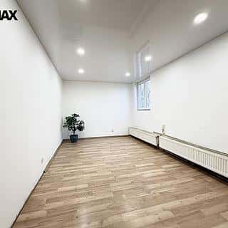 Pronájem obchodu 26 m² Praha, Štěchovická, Praha