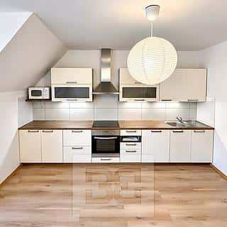Pronájem bytu 4+kk 99 m² Praha, Praha