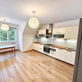Pronájem bytu 4+kk 99 m² Praha, Praha