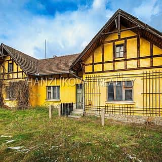 Prodej rodinného domu 940 m² Suchdol nad Lužnicí, Pražská, Suchdol nad Lužnicí, okres Jindřichův Hradec