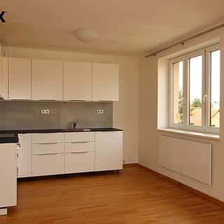 Prodej bytu 4+kk 96 m² Jeneč, Lidická, Jeneč, okres Praha-západ