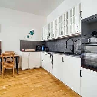 Prodej bytu 1+kk, garsoniery 51 m² Praha, Vítkova, Praha