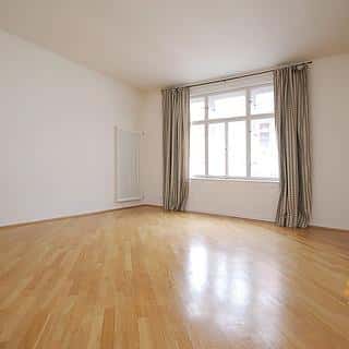 Pronájem bytu 4+1 100 m² Praha, Odborů, Praha