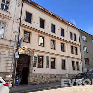Pronájem kanceláře 74 m² Liberec, Zeyerova, Liberec