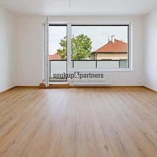 Prodej bytu 1+kk, garsoniery 38 m² Kladno, Ke stadionu, Kladno