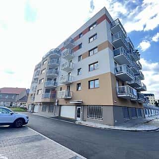 Pronájem parkovacího místa 15 m² Plzeň, Rybářská, Plzeň, okres Plzeň-město