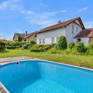 Prodej rodinného domu 200 m² Louňovice, Louňovice, okres Praha-východ