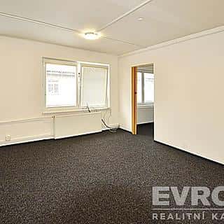Pronájem kanceláře 44 m² Praha, U chaloupek, Praha