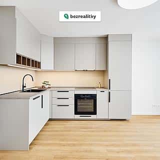 Prodej bytu 4+kk 81 m² Praha, Urbánkova, Praha