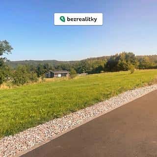 Prodej stavební parcely 1243 m² Buš, Buš, okres Praha-západ