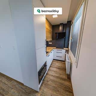 Prodej bytu 1+kk, garsoniery 28 m² Pardubice, Bělehradská, Pardubice