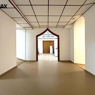 Pronájem obchodu 99 m² Olomouc, Šemberova, Olomouc