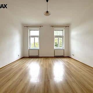 Pronájem bytu 1+1 35 m² Olomouc, Edisonova, Olomouc
