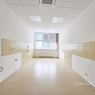 Pronájem ordinace 18 m² Zlín, J. A. Bati, Zlín