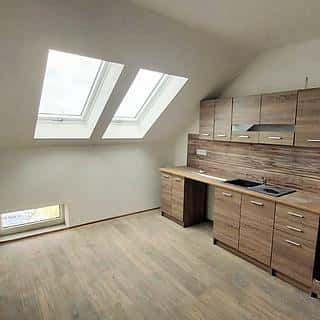 Pronájem bytu 1+1 46 m² Cheb, Evropská, Cheb