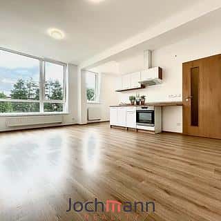 Pronájem bytu 1+kk, garsoniery 38 m² Hluboká nad Vltavou, U Parku, Hluboká nad Vltavou, okres České Budějovice