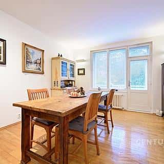 Prodej bytu 5+1 a více 171 m² Praha, Nový lesík, Praha