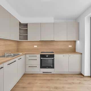Pronájem bytu 3+1 188 m² Hradec Králové, Pražská třída, Hradec Králové