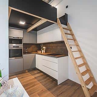 Prodej bytu 1+kk, garsoniery 44 m² Hradec Králové, Hradec Králové