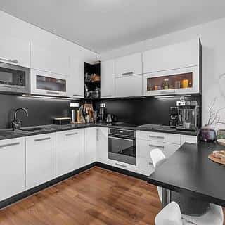 Pronájem bytu 3+kk 77 m² Hradec Králové, Václavkova, Hradec Králové
