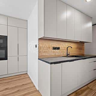 Prodej bytu 2+1 43 m² Strakonice, Bezděkovská, Strakonice