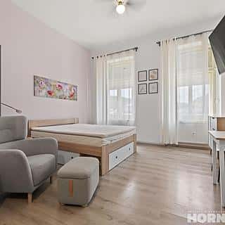 Pronájem bytu 1+kk, garsoniery 28 m² Praha, Nádražní, Praha