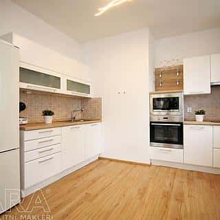 Pronájem bytu 3+kk 80 m² Praha, Dvorecká, Praha