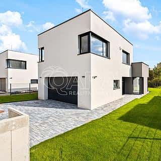 Prodej rodinného domu 288 m² Praha, Mračská, Praha