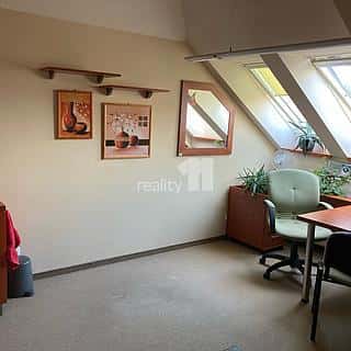 Pronájem obchodu 17 m² Karlovy Vary, Chebská, Karlovy Vary