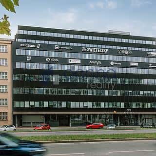Pronájem kanceláře 342 m² Praha, Sokolovská, Praha