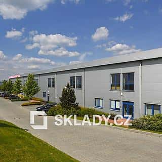 Pronájem skladu 1055 m² Praha, Praha