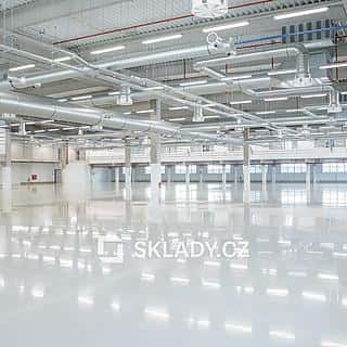 Pronájem skladu 700 m² Nupaky, Nupaky, okres Praha-východ