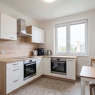Prodej bytu 3+1 90 m² Praha, Leopoldova, Praha