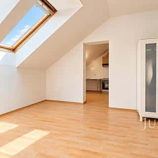Pronájem bytu 2+kk 58 m² Písek, Za Pazdernou, Písek