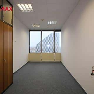 Pronájem kanceláře 17 m² Praha, Vinohradská, Praha