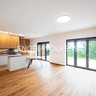 Pronájem rodinného domu 141 m² Praha, Nad višňovkou, Praha