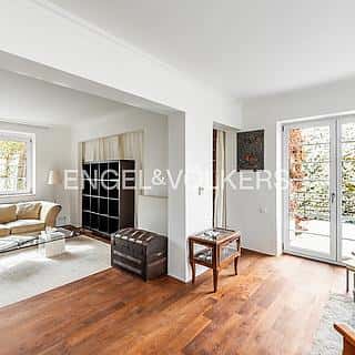 Pronájem rodinného domu 260 m² Praha, Jižní I, Praha