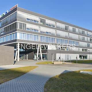 Pronájem kanceláře 1145 m² Praha, Radlická, Praha