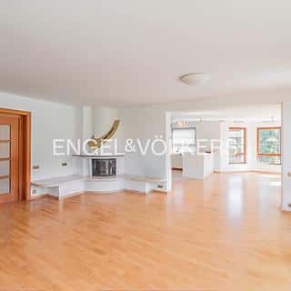 Pronájem rodinného domu 440 m² Praha, Na cípu, Praha