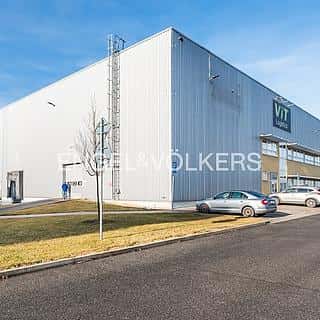 Pronájem skladu 2000 m² Klecany, Klecany, okres Praha-východ