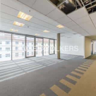 Pronájem kanceláře 564 m² Praha, Jankovcova, Praha