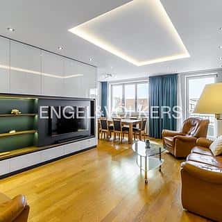 Pronájem bytu 4+kk 140 m² Praha, Na Zderaze, Praha